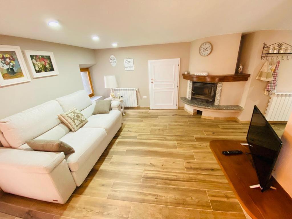Al Cottage Oliveto Lario Ngoại thất bức ảnh